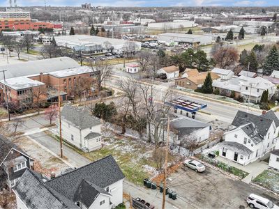 Moores River Dr, Lansing, MI, 48910