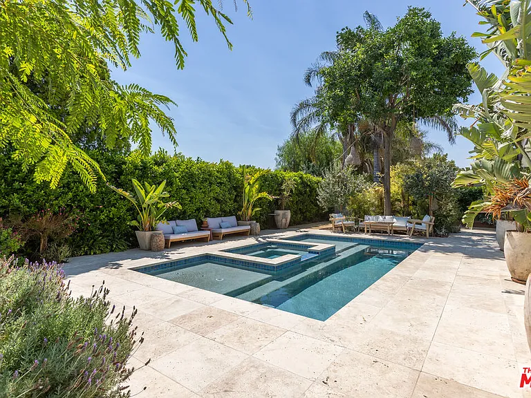 7442 Capps Ave — Photo 4