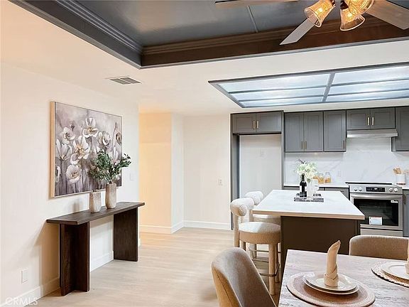 4th image of 2453 Fullerton Rd