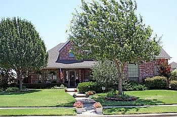 1st image of 1724 Turnberry Ln