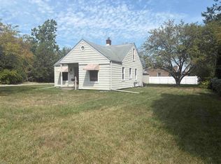 19027 Collinson Ave, Eastpointe, MI 48021