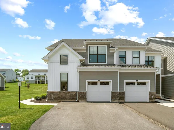 56 Umbrell Dr, Eagleville, PA 19403