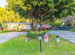 13301 SW 83rd Ct, Pinecrest, FL 33156