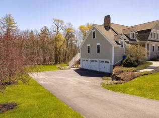 4 Morgan Ln, North Hampton, NH 03862