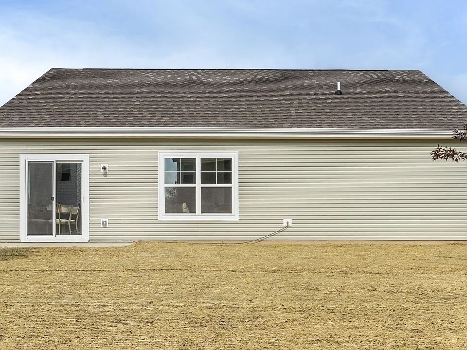 2nd image of 179 Luna Pl