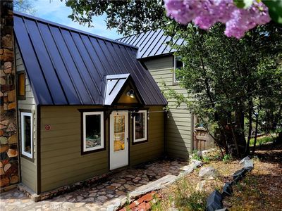 177 Craghill Dr, Cedar Glen, CA, 92321