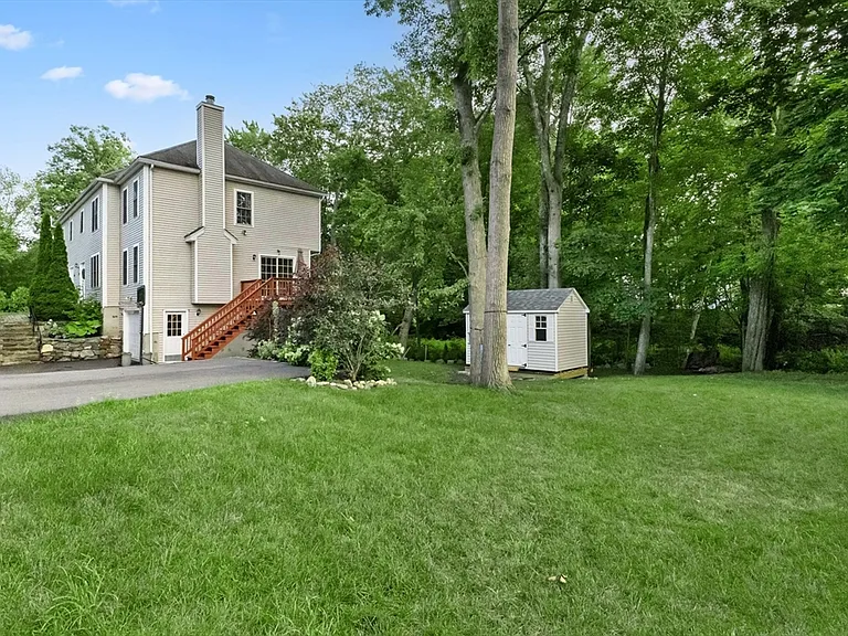 284 S Quinsigamond Ave #284 — Photo 37
