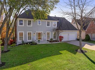 9921 W 125th Ter, Overland Park, KS 66213