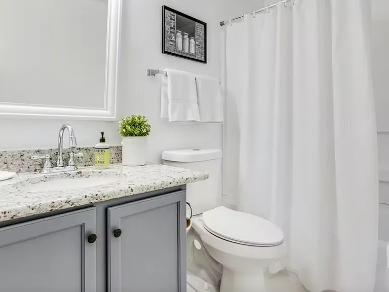 2902 Donnell Dr — Photo 17