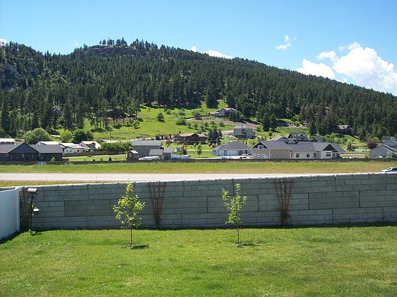View of Lone Pine State Park