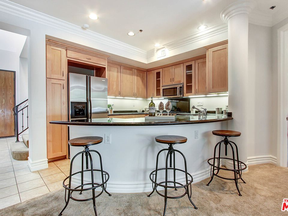 1st image of 1658 Camden Ave APT 307