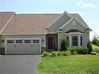 1st image of 37 Hampton Cir