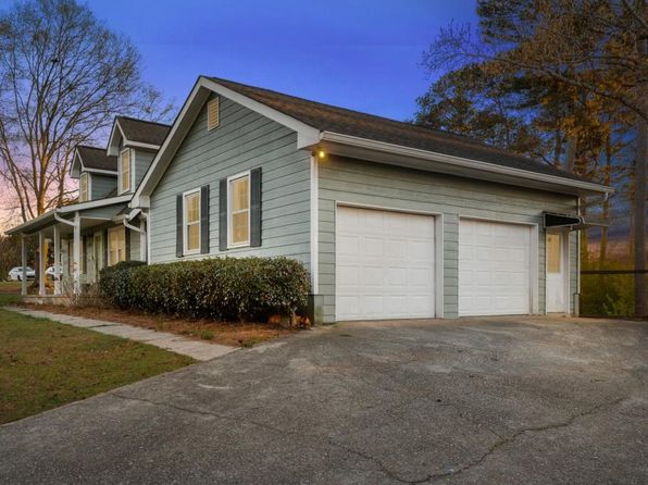 384 Thigpen Rd, Newnan, GA 30263