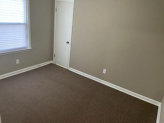 5th image of 4550 Aldridge Dr