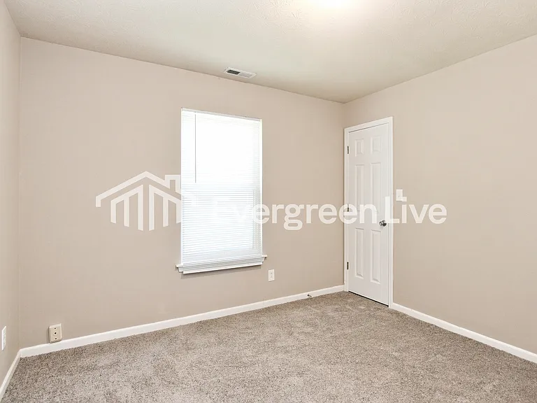 7823 Trisa Ct — Photo 10