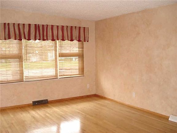 2nd image of 2021 Avenue C