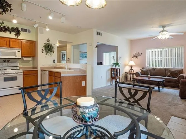 10245 S Maryland Pkwy Unit 141, Las Vegas, NV 89183