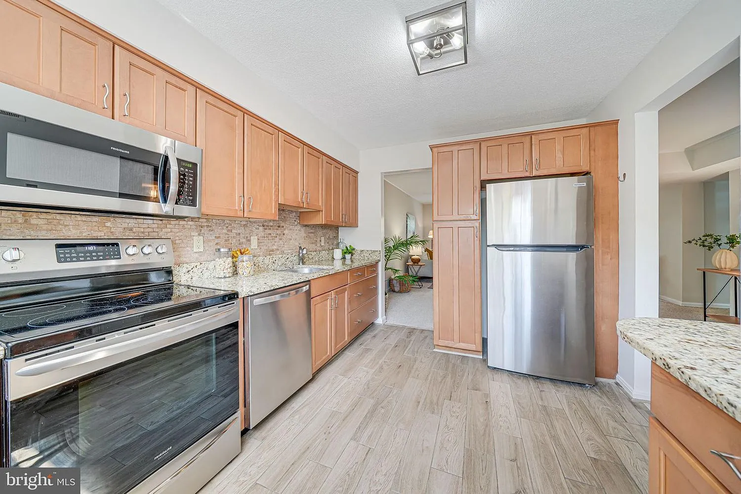 2 bed, 1224 sqft, $3,300 — Photo 4