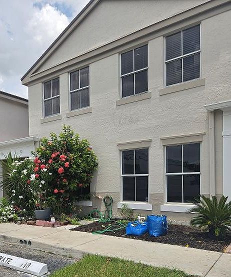 1st image of 9187 Fontainebleau Townhouse