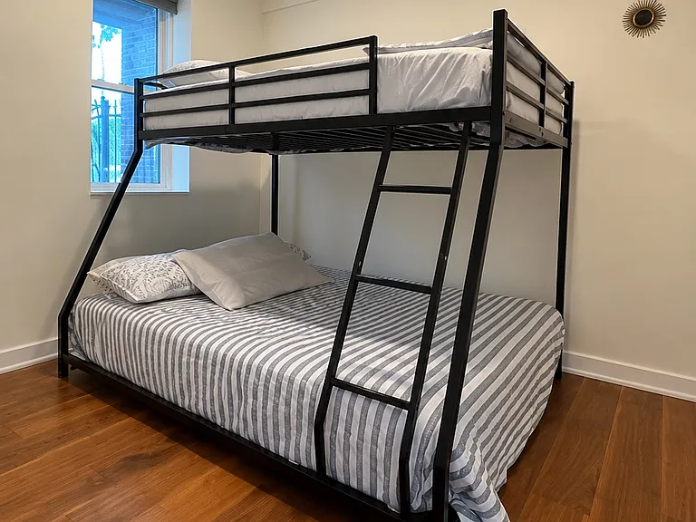 W 32nd Pl — Photo 6
