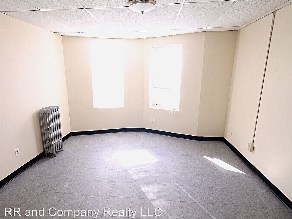 2nd image of 304 Union St APT 5A