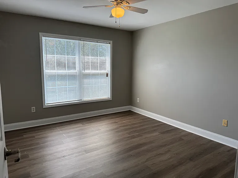 3911 18th St SW — Photo 12