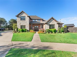 5957 Doris Hunt Ct, Springdale, AR 72762