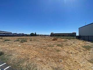 2nd image of 4040 Farm Supply Dr