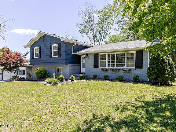 2nd image of 4432 Royalview Rd