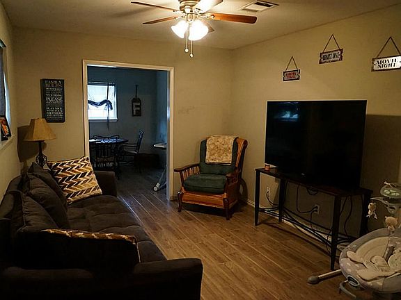 5th image of 9605 Catlett Ln