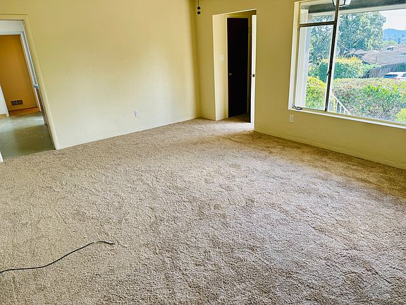 3rd image of 1526 King Ave