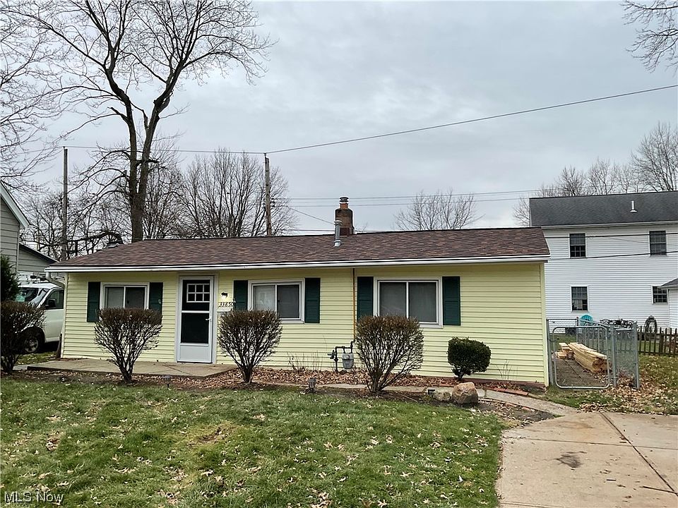 1st image of 33850 Beach Park Ave