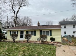 33850 Beach Park Ave, Eastlake, OH 44095
