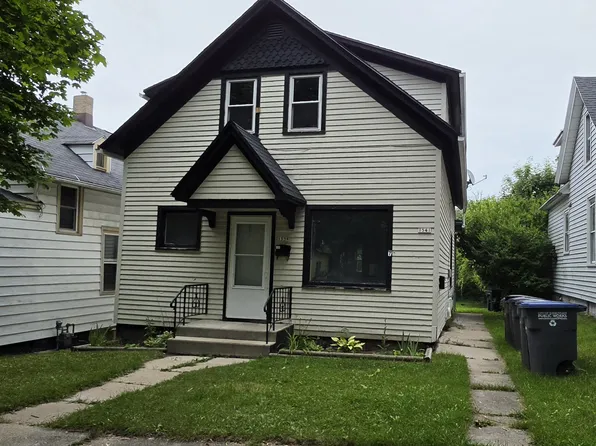 1539 S 10th St, Sheboygan, WI 53081