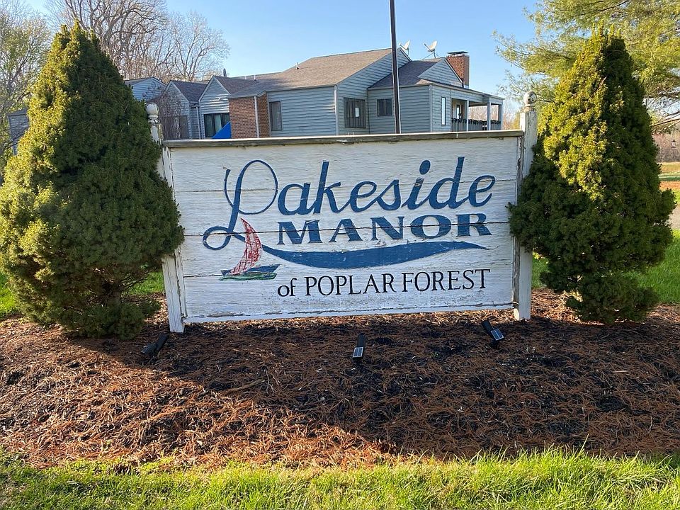 1st image of 107 Manor Dr
