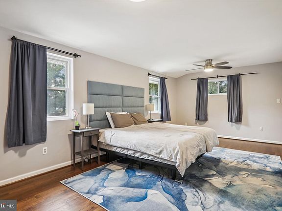 4th image of 14609 Dowling Dr #1