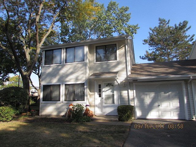 1st image of 1210 E Isle Royal Cir