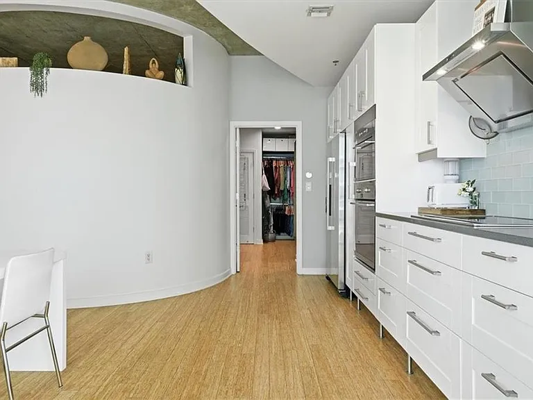923 Peachtree St NE #924 — Photo 15