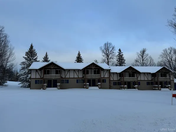 6414 E Alpen Rd, Bessemer, MI 49911