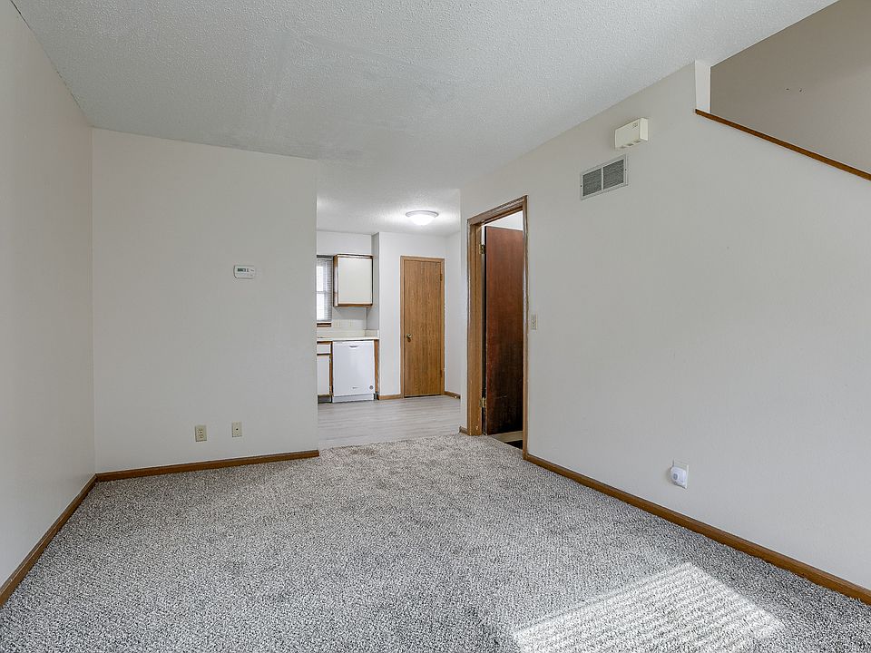 1st image of 4910 Dudley St #2