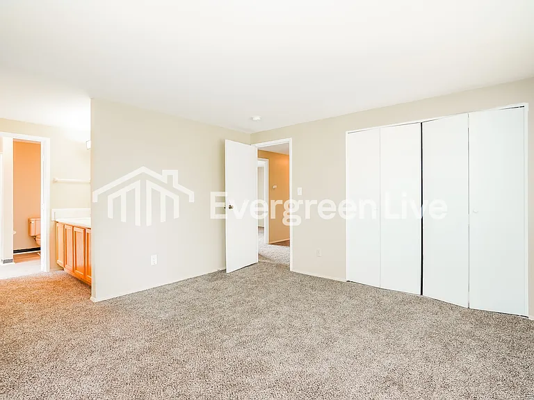 1449 Marty Dr — Photo 9