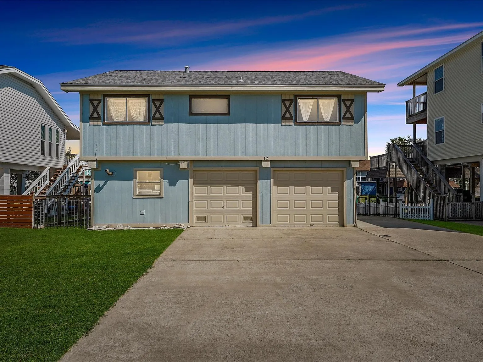3 bed, 2.0 bath, 1224 sqft, $2,350 — Photo 2