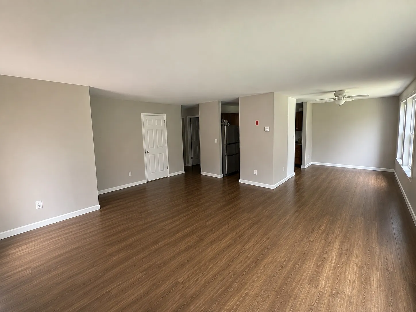 2 bed, 810 sqft, $2,500 — Photo 2