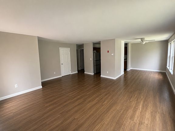 2nd image of 2 Locust Ct #2B
