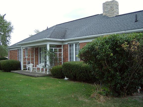 4th image of 640 Glendale Ave