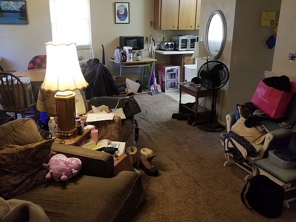 3rd image of 1219 Candlelite Dr #1/2