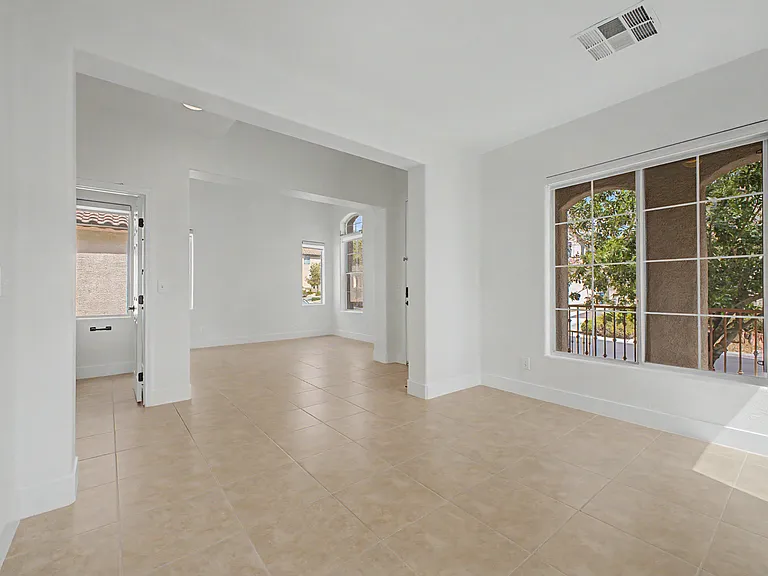 9119 Brilliant Prairie Ct — Photo 10