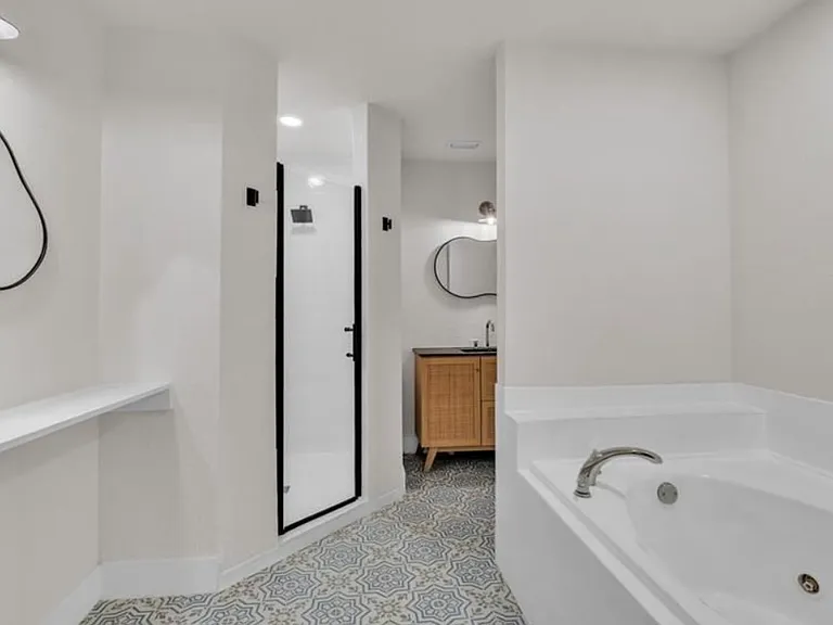 6246 Arthur Ave — Photo 26