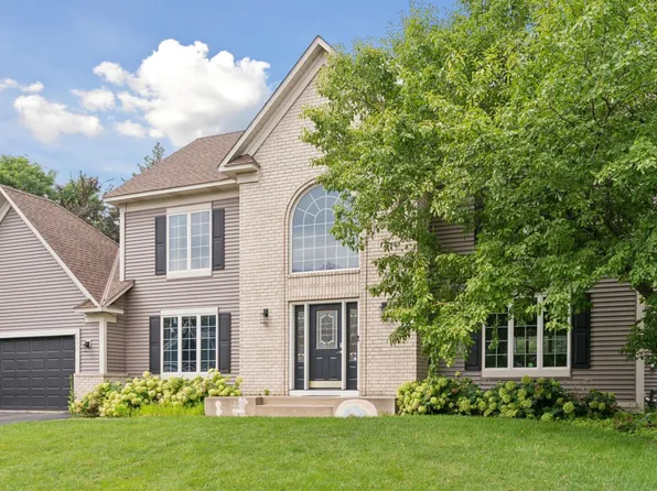 948 Spring Hill Dr, Woodbury, MN 55125
