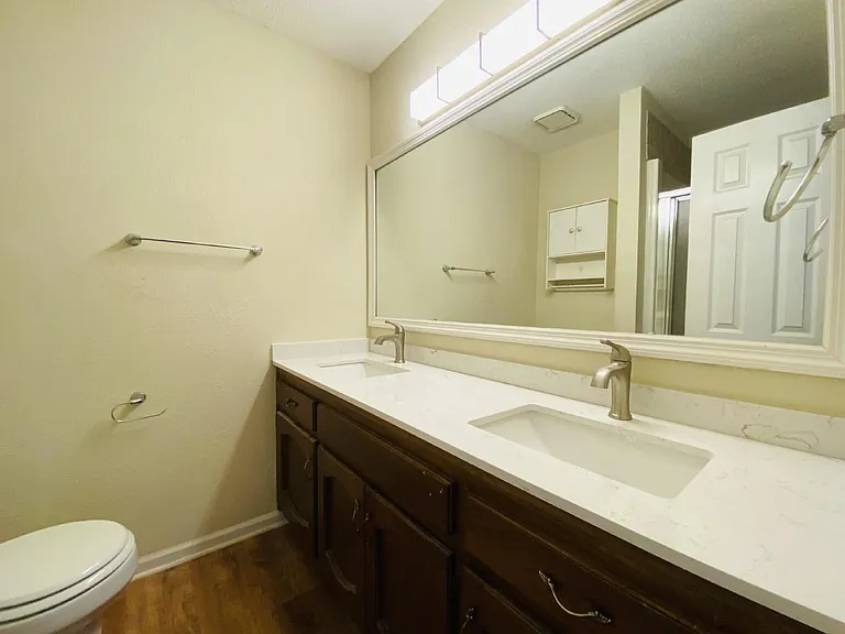 212 S Elton Cir — Photo 9